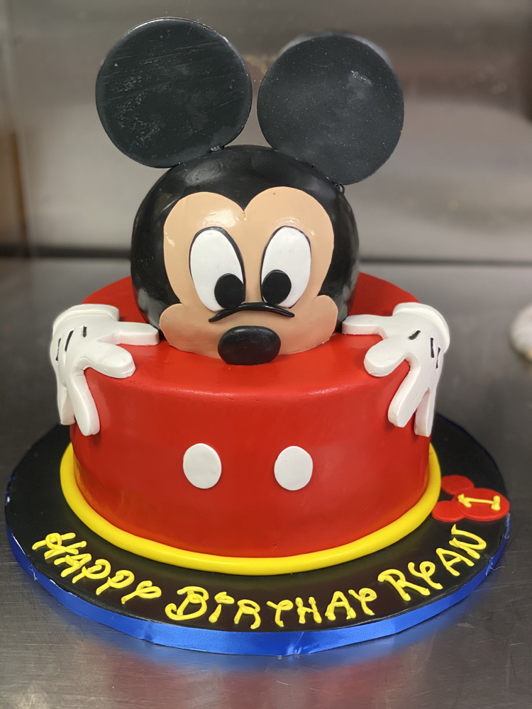Mickey Mouse Cake 1 Mickey Mouse Cake 1