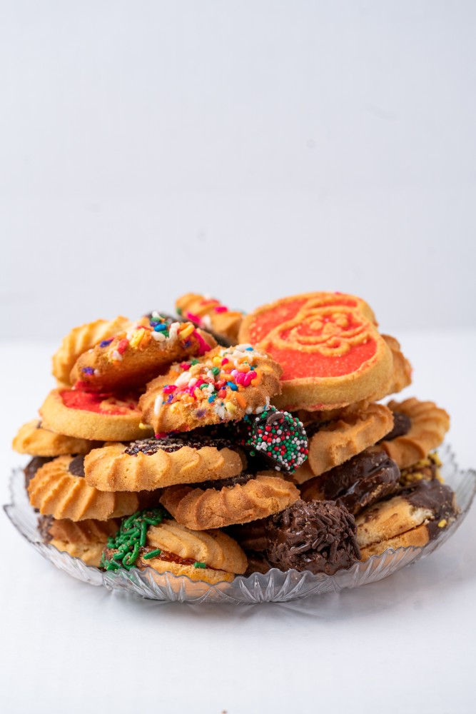 1 lb cookie tray A tray of 1 lb cookies from Mia's Bakery