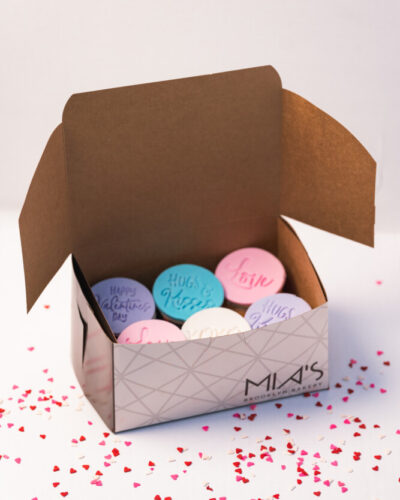 Valentine's Day Cupcakes 6-pack box from Mia's